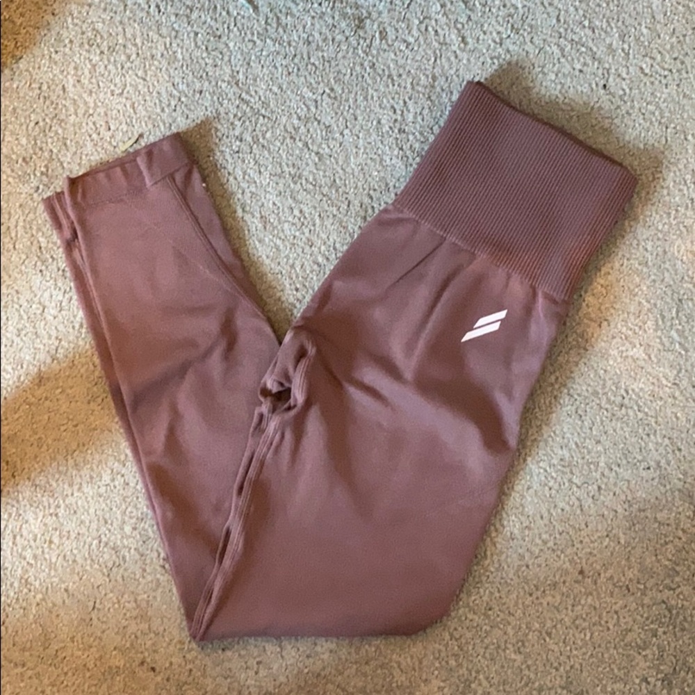 Doyoueven leggings